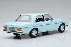 183777 Mercedes 200 W115 Norev 1/18