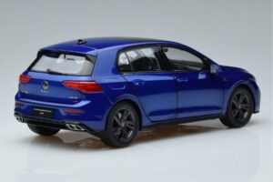 VW Volkswagen Golf 8 R Line Blue FAW 1/18