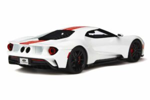 GT097 Ford GT Frozen White GT Spirit 1/18