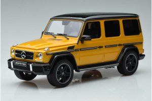 B66961012 Mercedes G63 AMG W463 Crazy Color Solar Beam Dealer Edition GT Spirit 1/18